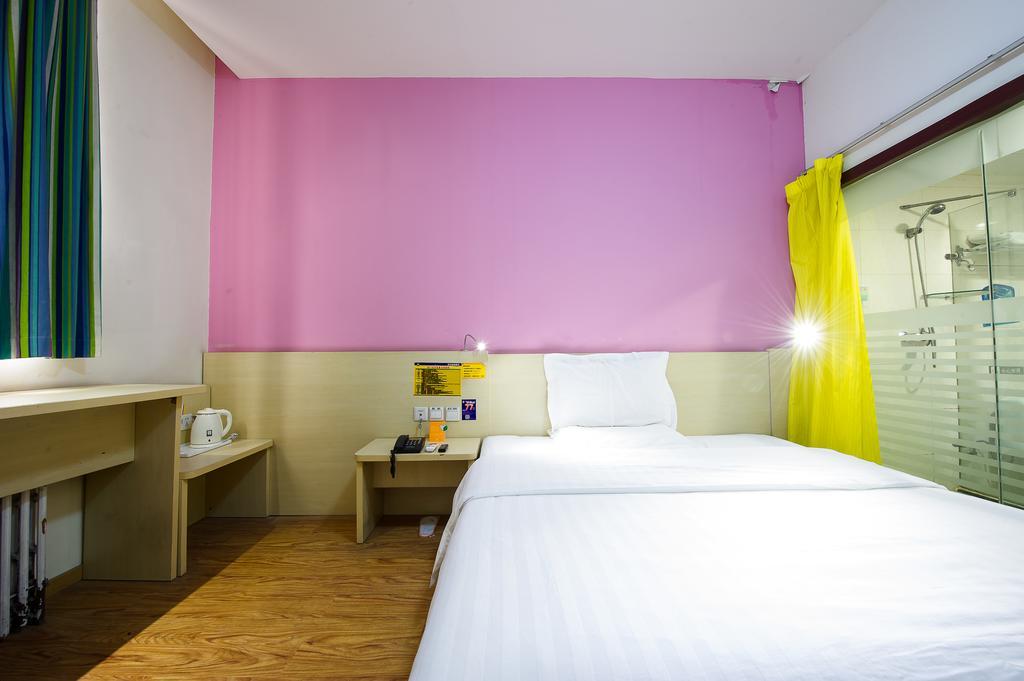 7Days Inn Beijing Liujiayao Station Exterior photo